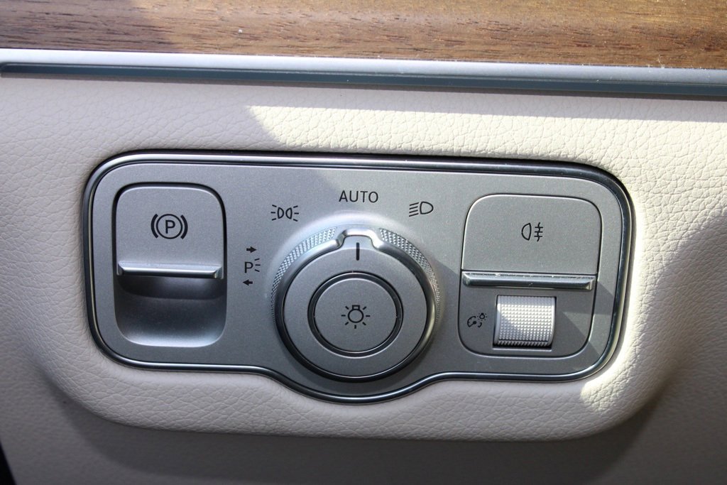 Certified 2023 Mercedes-Benz GLS 450 4MATIC image 13