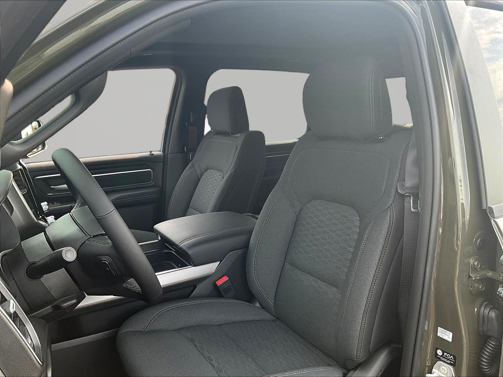 New 2027 RAM 1500 Big Horn AWD/4WD image 16