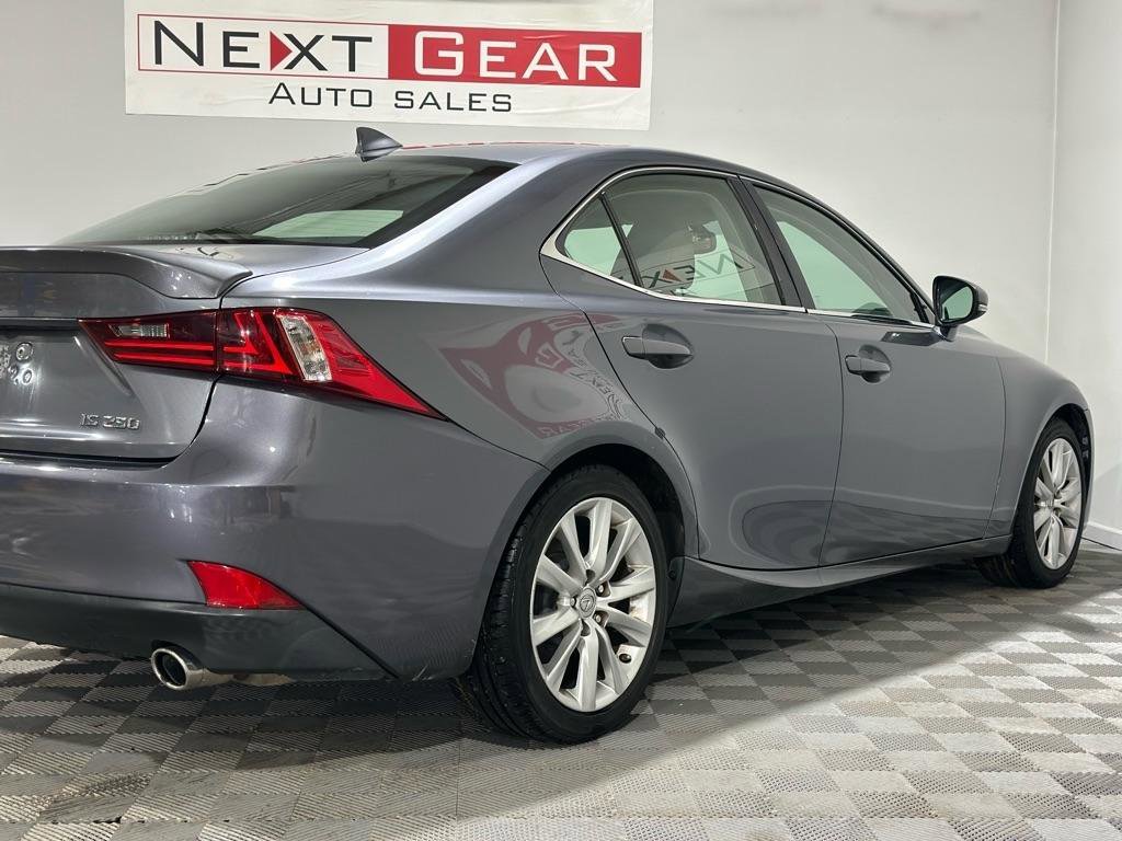 Used 2015 Lexus IS 250 image 9