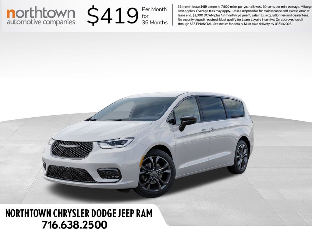 New 2026 Chrysler Pacifica Select image 1