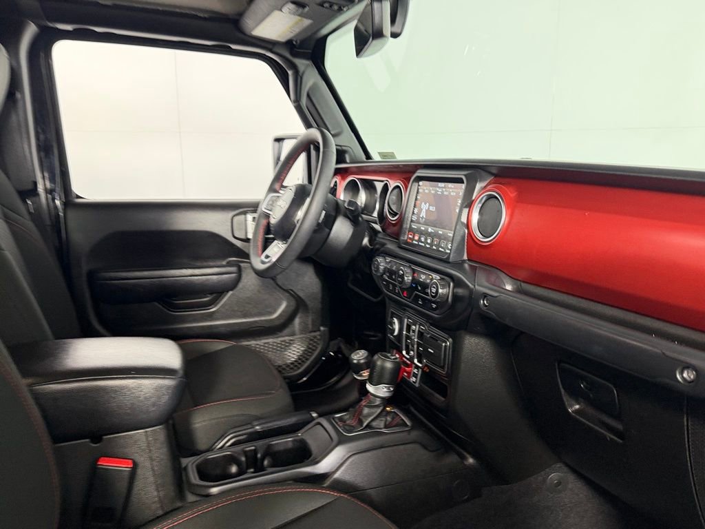 Certified 2023 Jeep Gladiator Rubicon w/ Cold Weather Group image 31