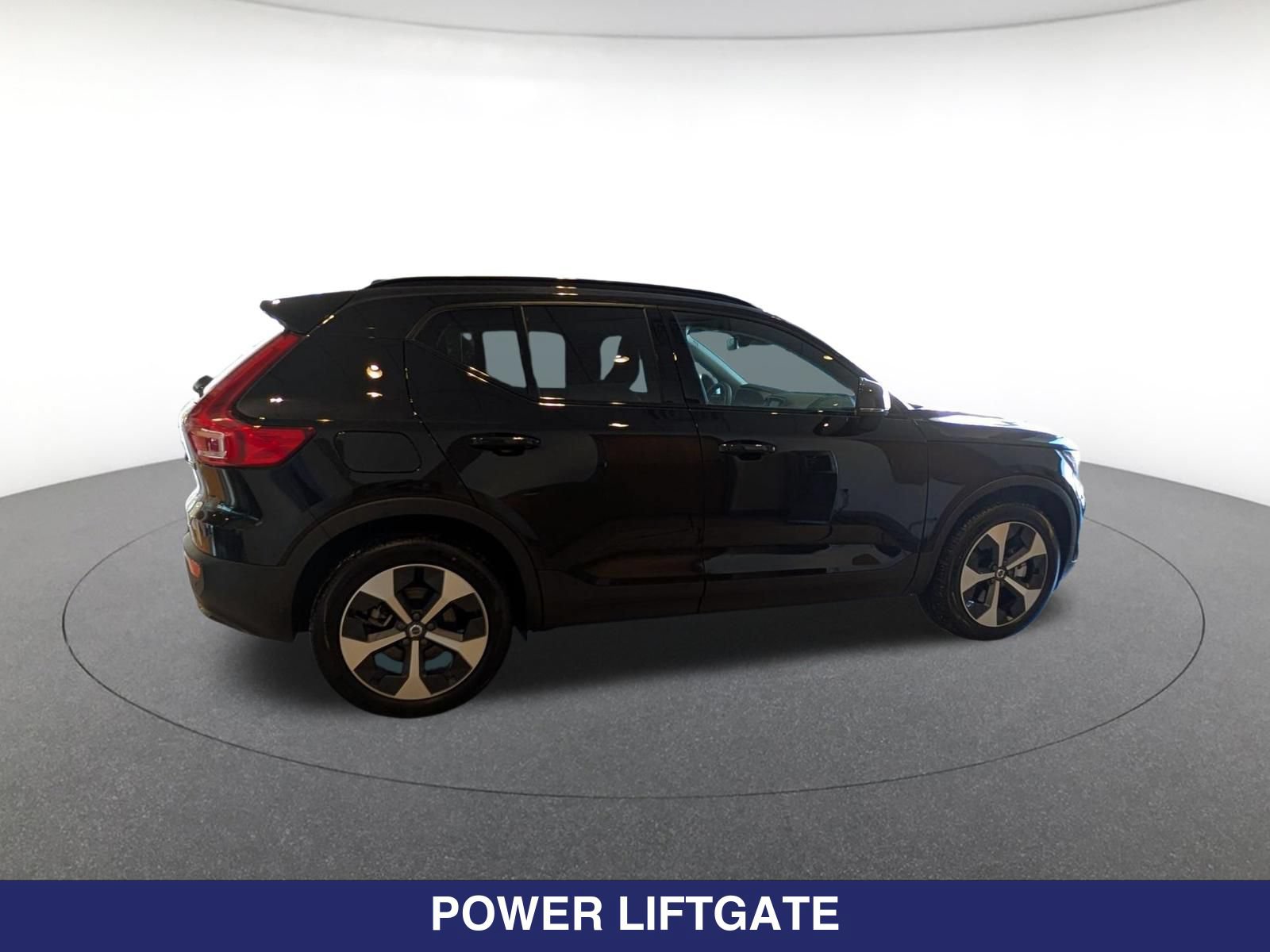 New 2026 Volvo XC40 B5 Core w/ Protection Package Premier AWD/4WD image 3