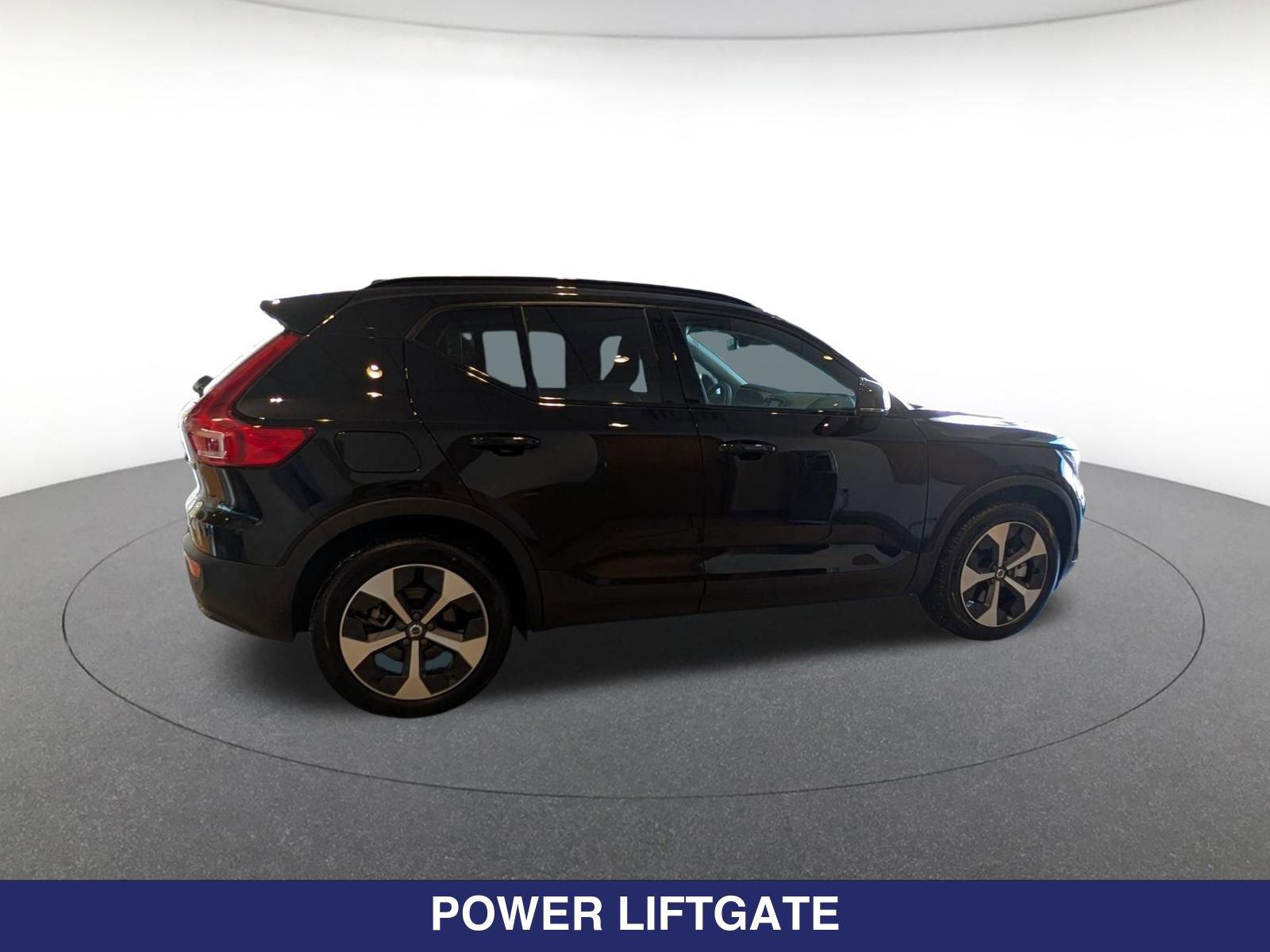 New 2026 Volvo XC40 B5 Core w/ Protection Package Premier AWD/4WD image 3