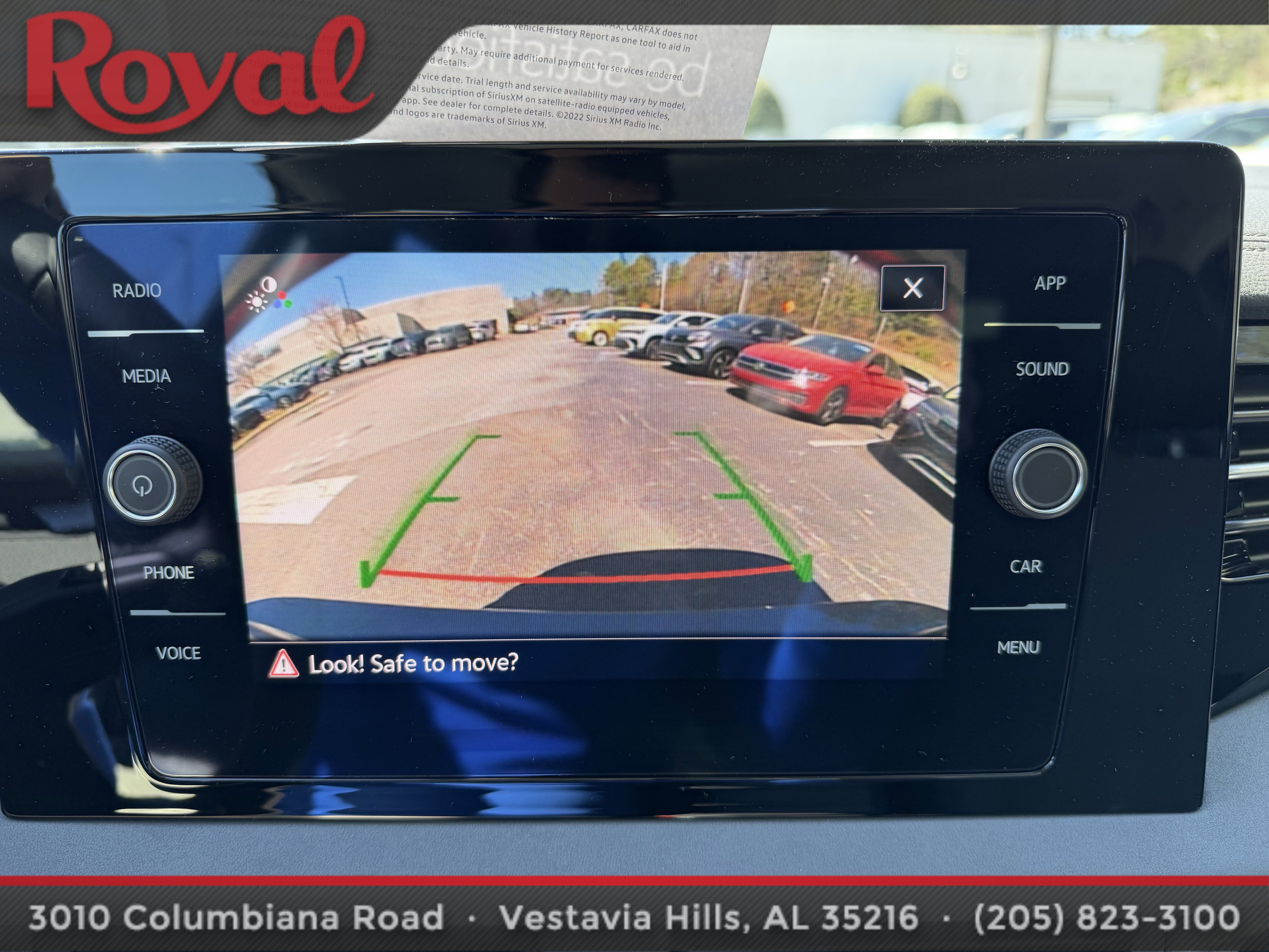 Certified 2025 Volkswagen Jetta SE w/ Sunroof Package image 19