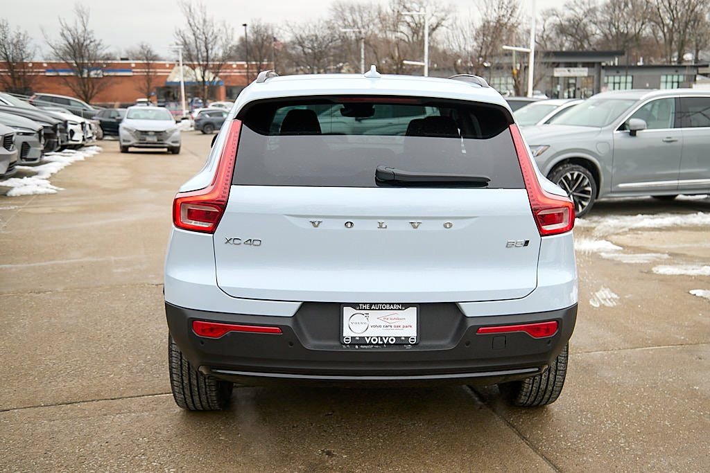 New 2026 Volvo XC40 B5 Plus w/ Climate Package image 8
