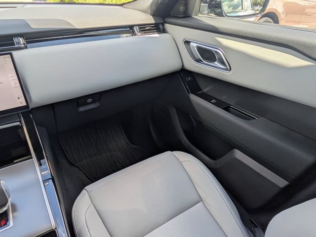 Used 2026 Land Rover Range Rover Velar S AWD/4WD image 17