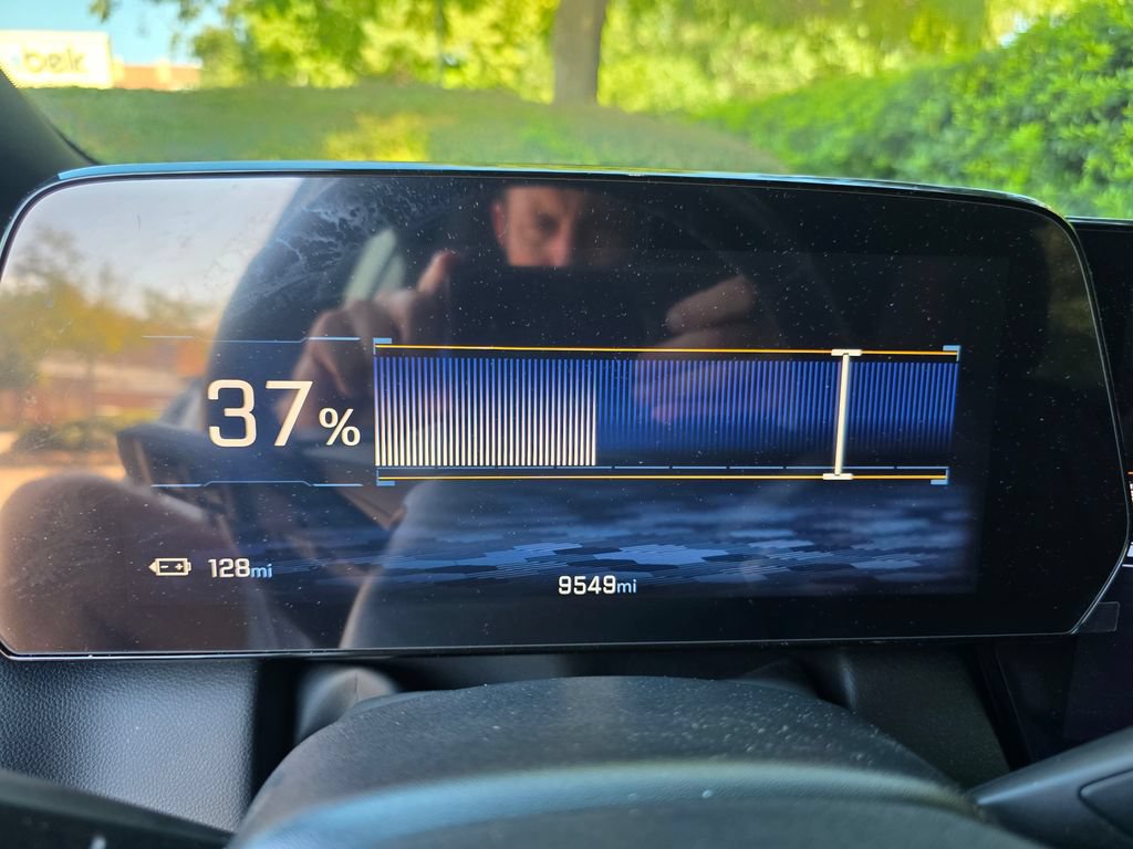 Certified 2024 Chevrolet Equinox EV LT FWD image 20