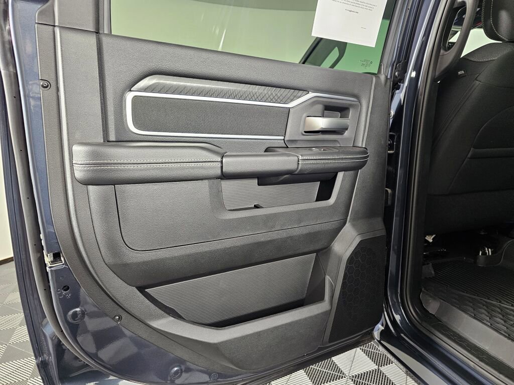 New 2026 RAM 3500 Big Horn image 32