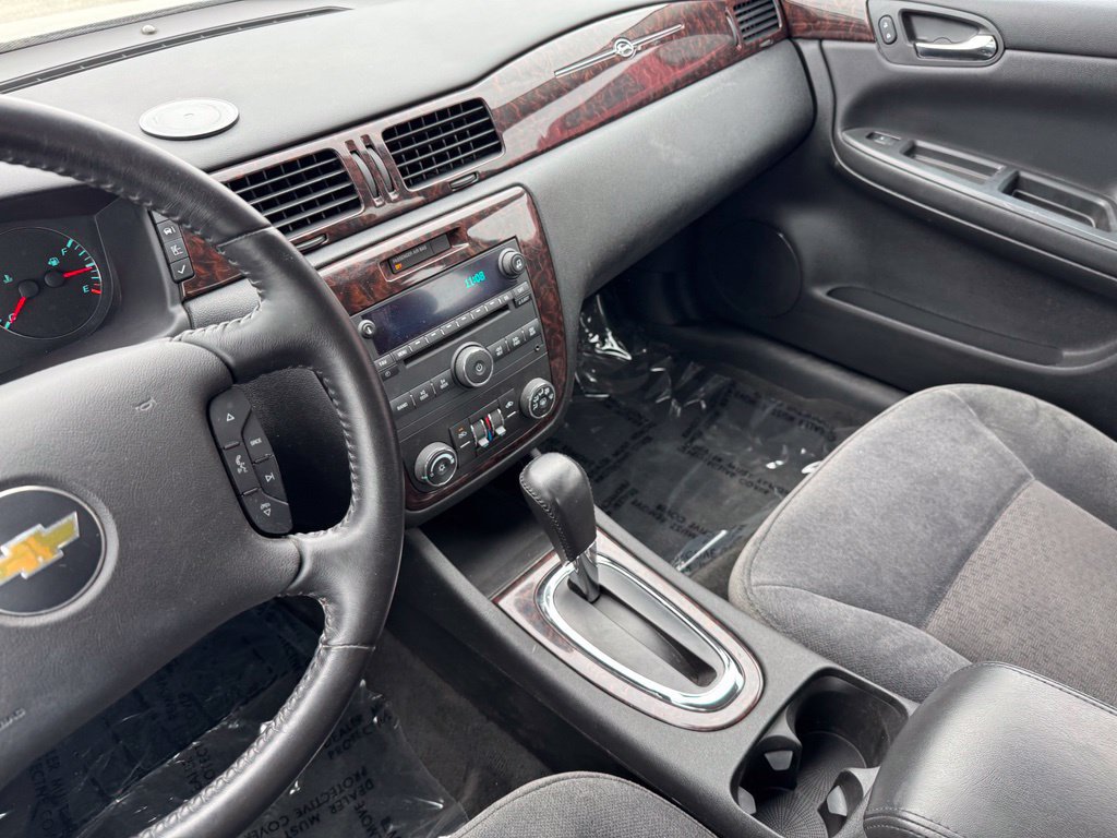 Used 2013 Chevrolet Impala LT FWD image 14