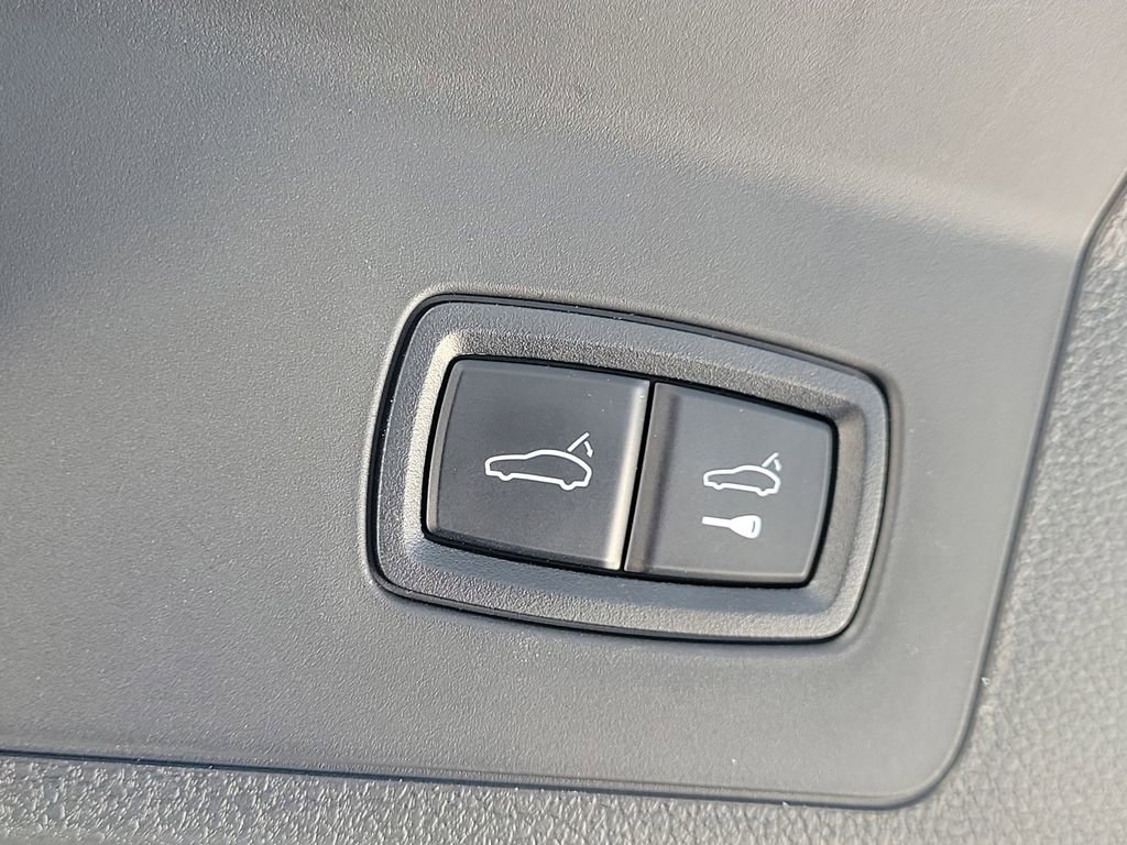 Certified 2024 Porsche Panamera 4 image 18