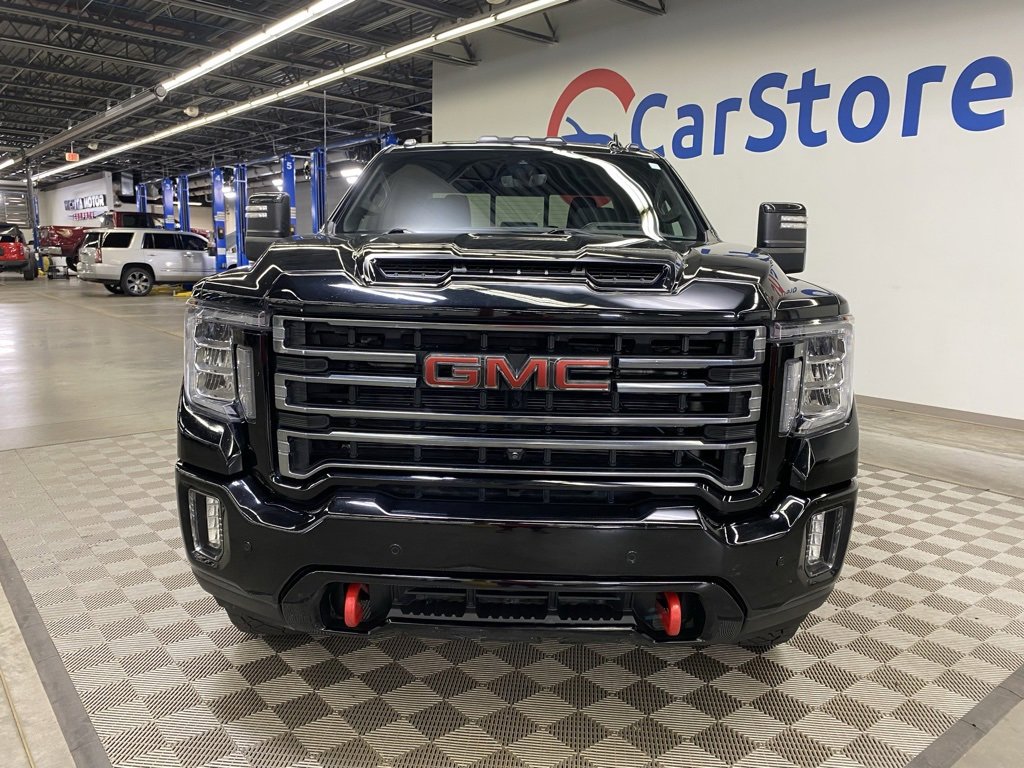 Used 2022 GMC Sierra 2500 AT4 w/ AT4 Premium Plus Package image 4