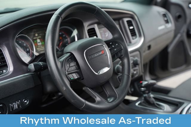 Used 2018 Dodge Charger SXT RWD image 25