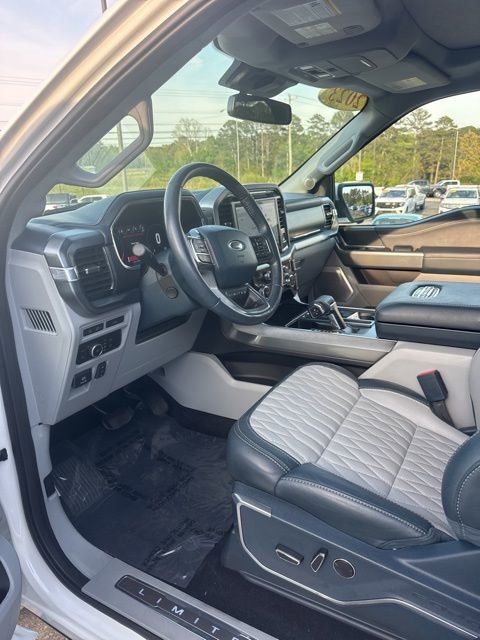 Used 2023 Ford F150 Limited image 10