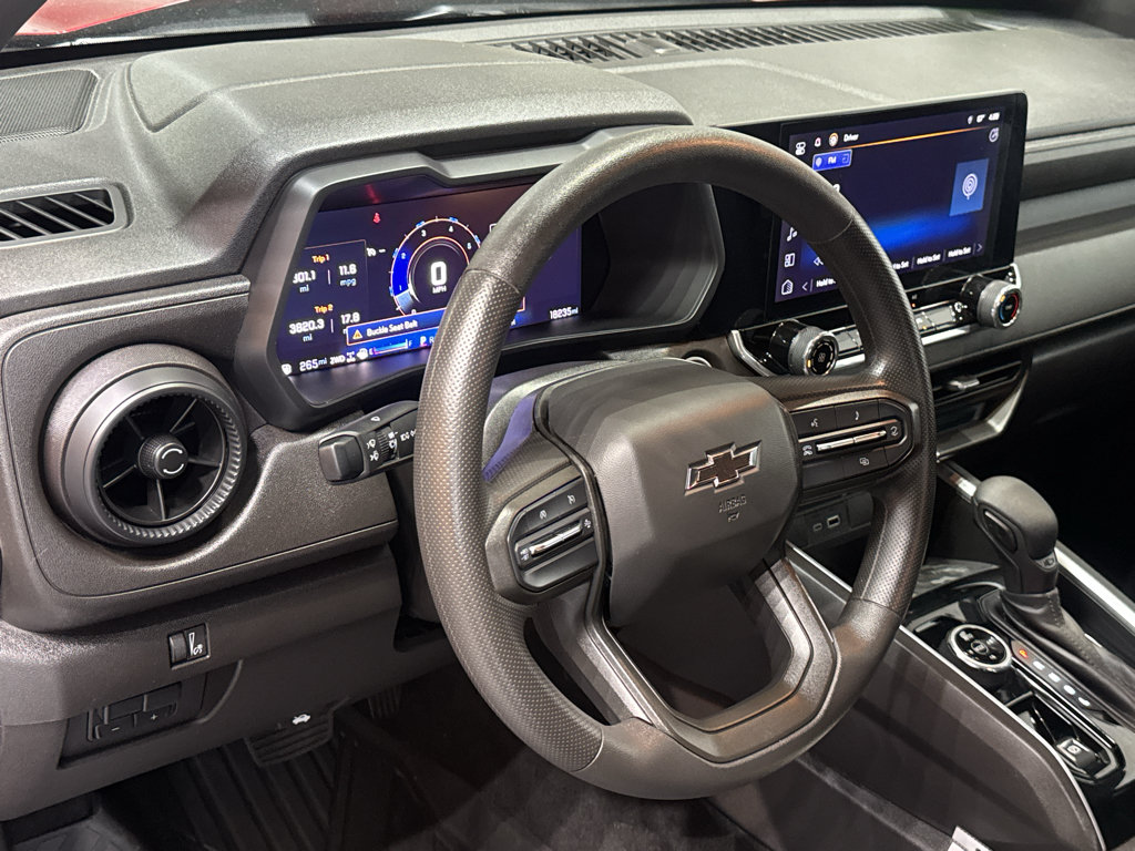 Used 2024 Chevrolet Colorado Trail Boss w/ LPO, Dark Essentials Package AWD/4WD image 15
