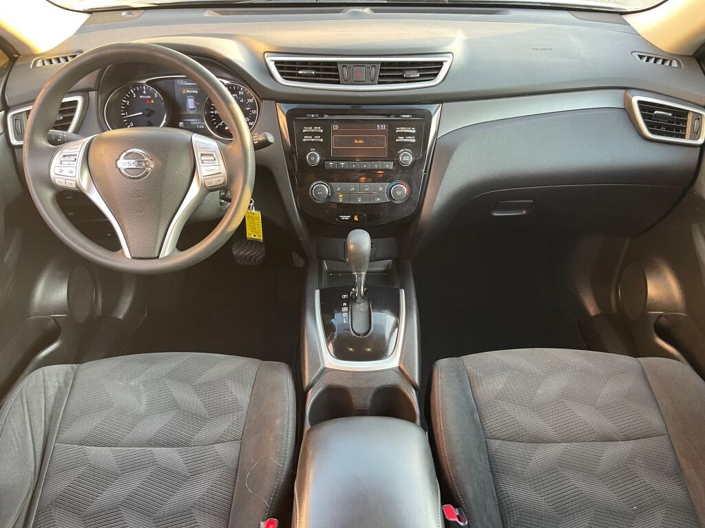 Used 2016 Nissan Rogue S FWD image 25