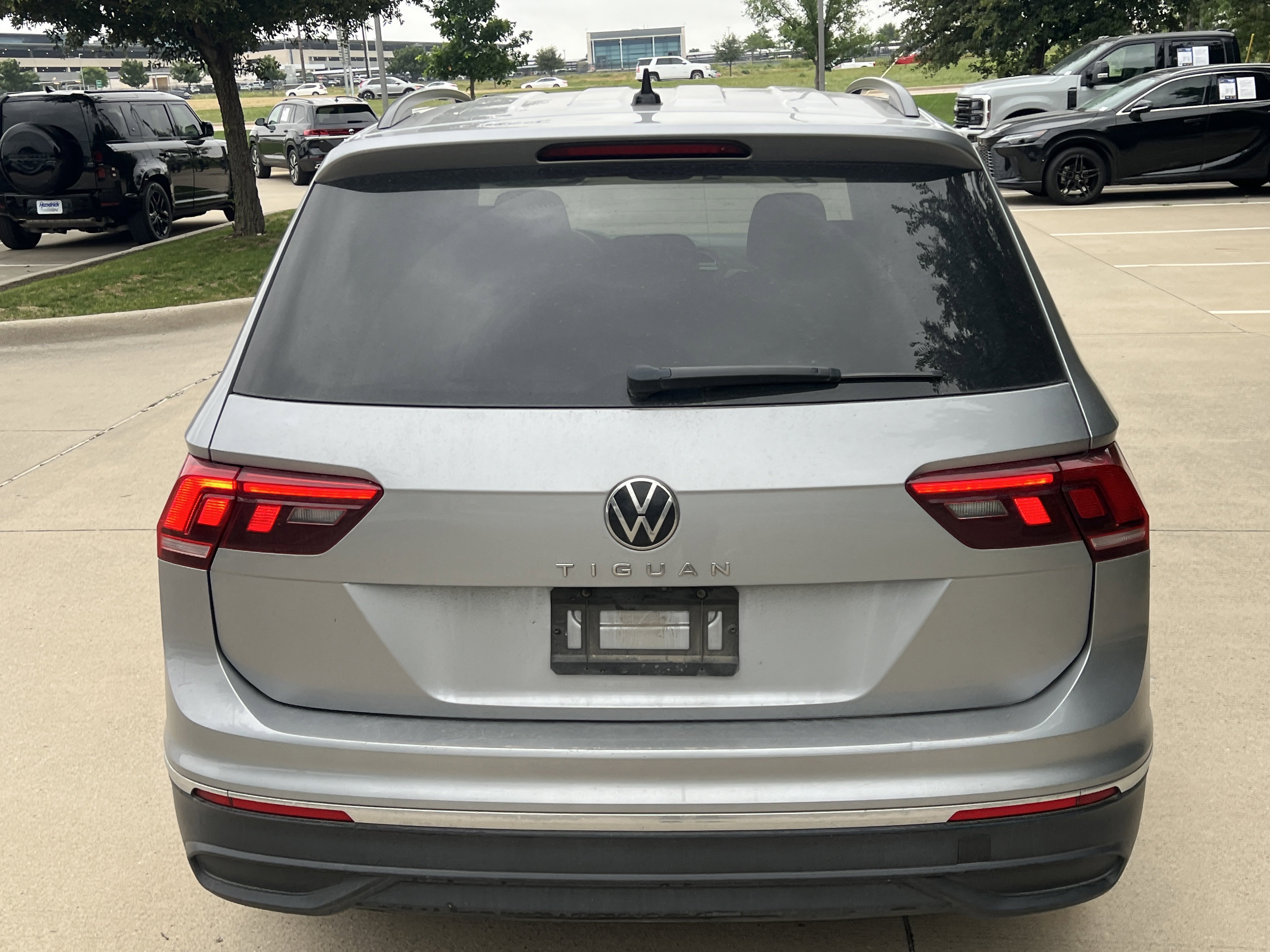 Certified 2024 Volkswagen Tiguan S FWD image 9