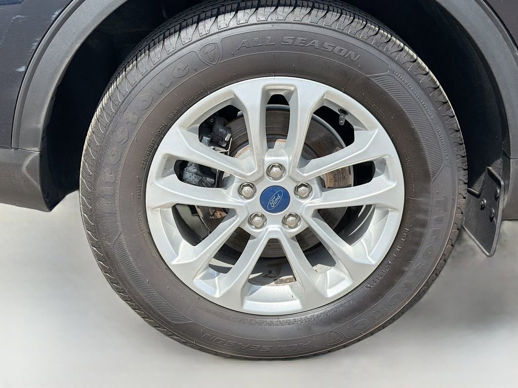 Used 2021 Ford Escape SE w/ Cold Weather Package image 10