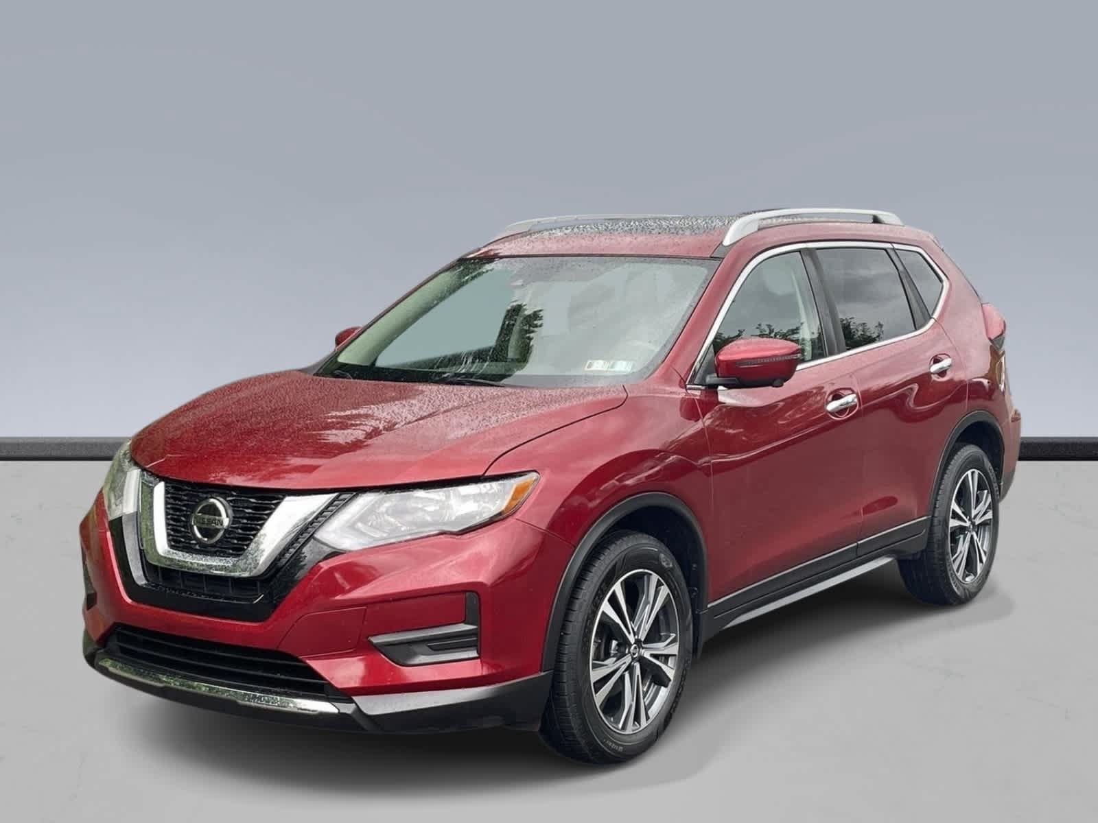 Used 2019 Nissan Rogue SV w/ Sun & Sound Touring Package AWD/4WD image 1