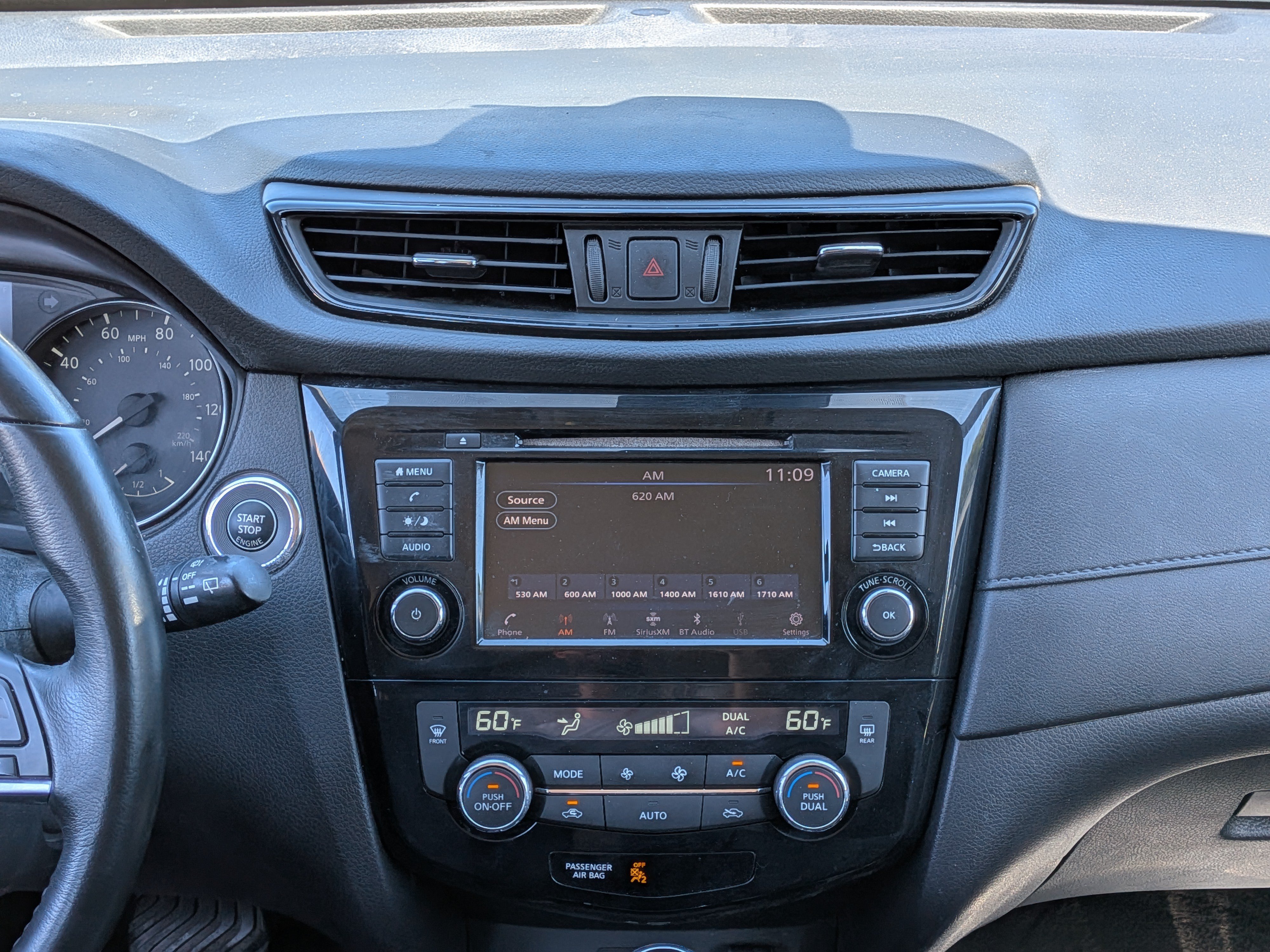 Used 2019 Nissan Rogue SV FWD image 19