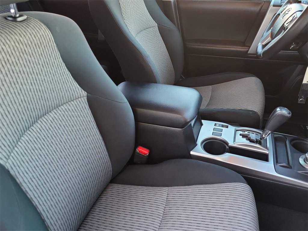 Used 2016 Toyota 4Runner SR5 image 20