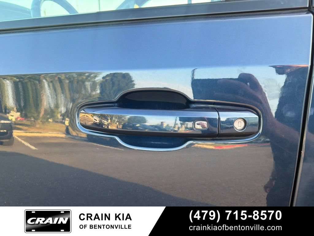 Used 2020 GMC Sierra 1500 AT4 w/ AT4 Premium Package AWD/4WD image 11