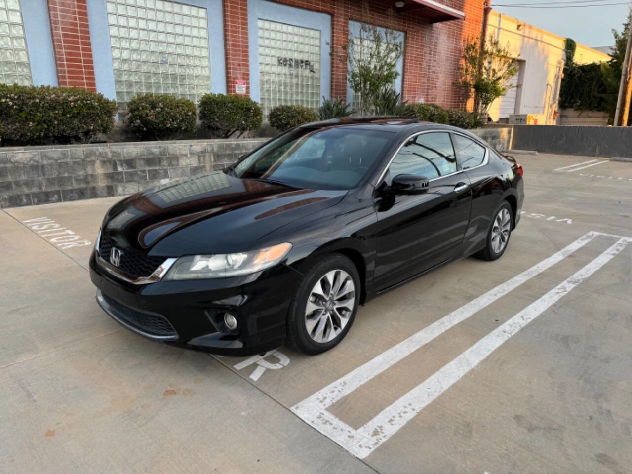 Used 2015 Honda Accord EX-L image 1