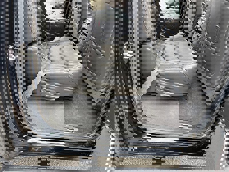 Used 2020 Cadillac Escalade ESV Premium Luxury image 51