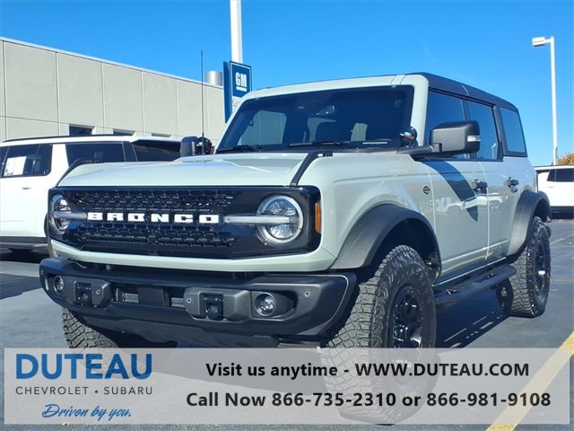 Used 2023 Ford Bronco Wildtrak image 3