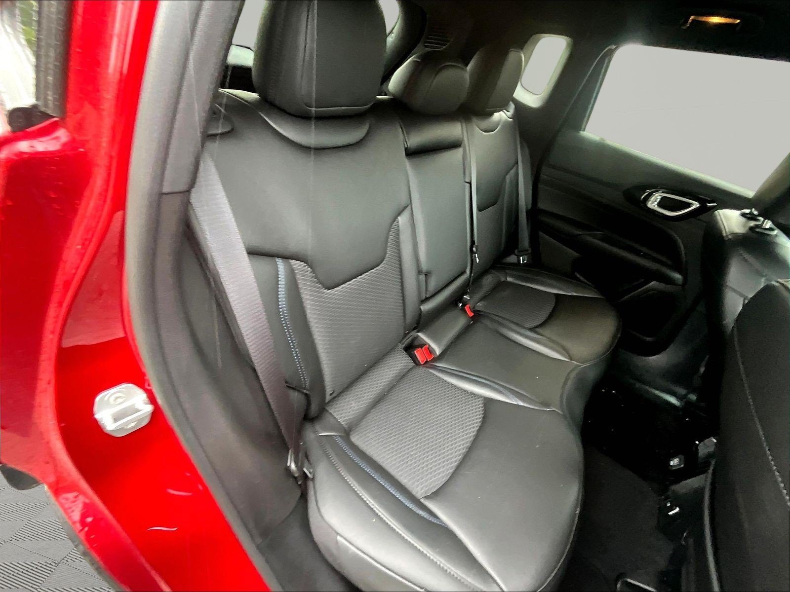 New 2026 Jeep Compass Latitude AWD/4WD image 19