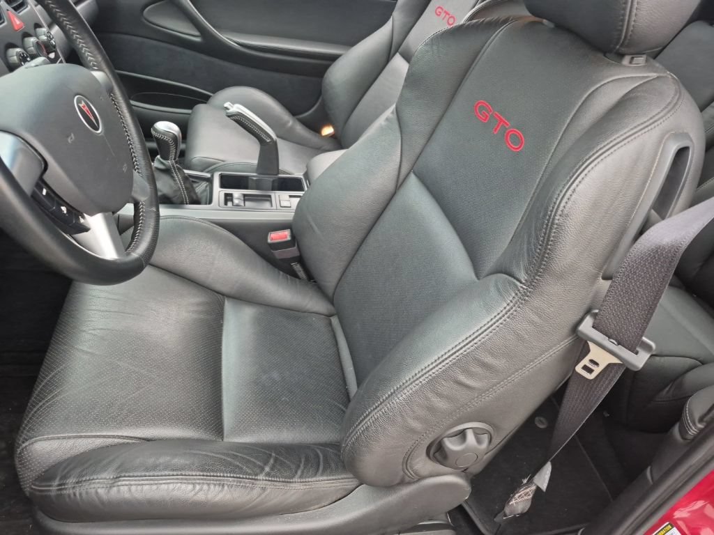 Used 2004 Pontiac GTO w/ Limited Edition Pulse Red RWD image 11