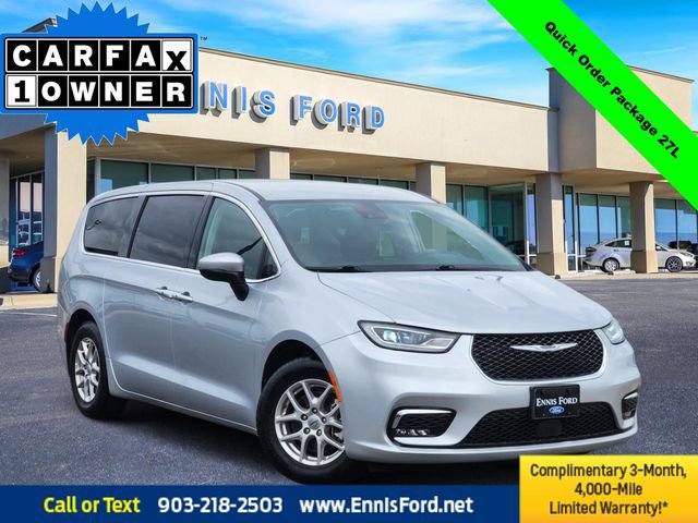 Used 2023 Chrysler Pacifica Touring-L