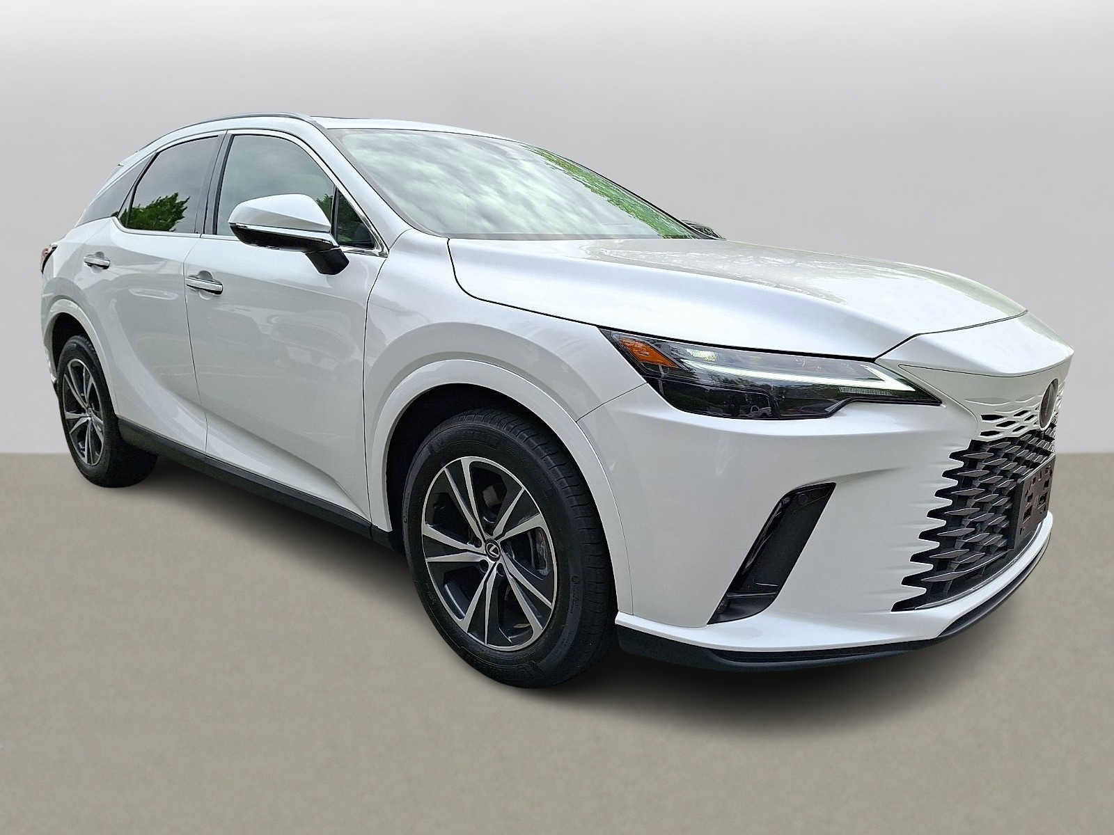 Used 2024 Lexus RX 350 Premium w/ Convenience Package AWD/4WD image 3