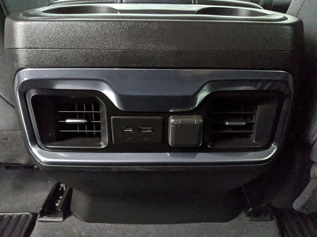 Used 2020 GMC Sierra 1500 Elevation w/ Elevation Value Package image 19