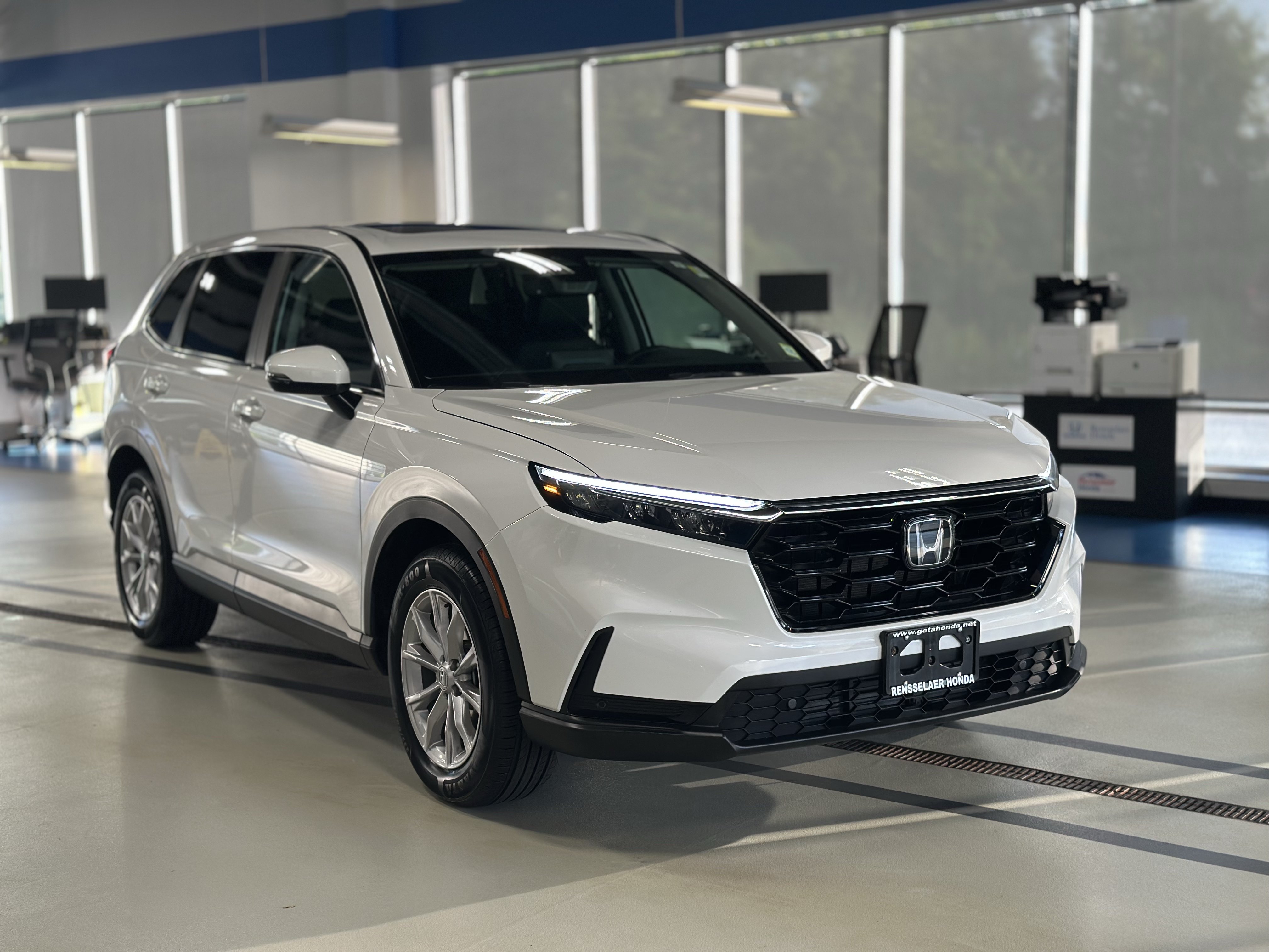 Used 2023 Honda CR-V EX-L image 4