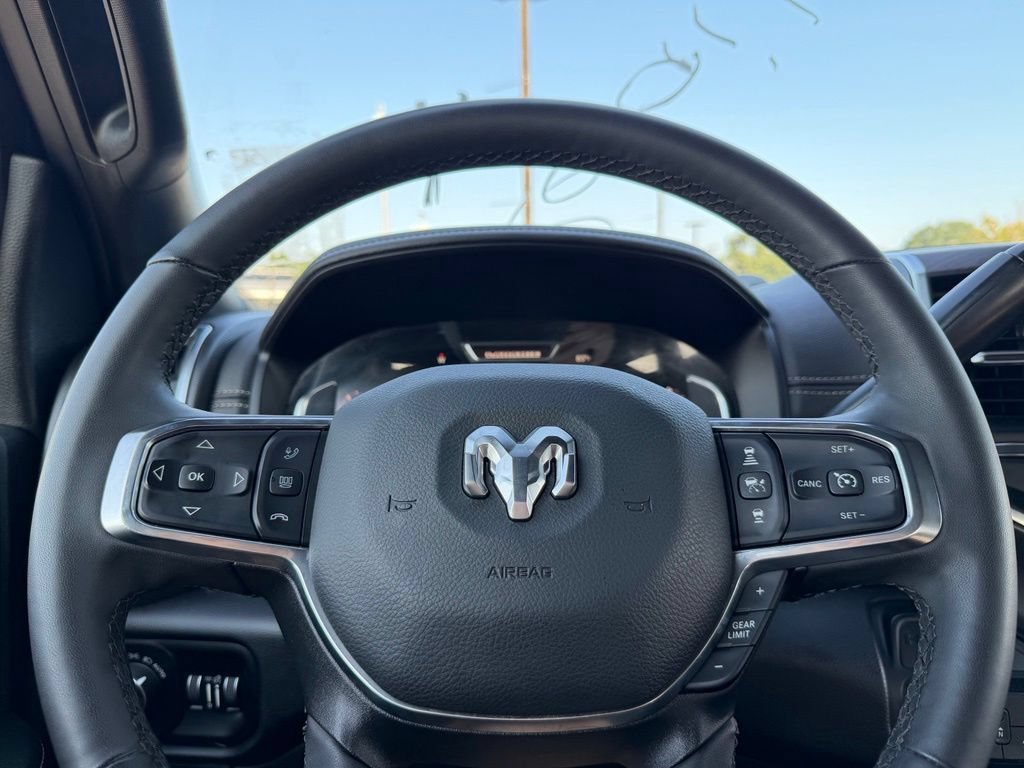 Used 2025 RAM 3500 Laramie AWD/4WD image 11