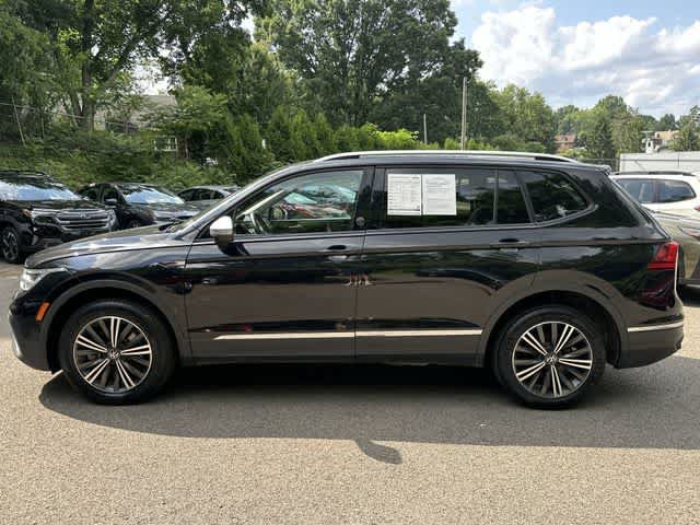 Used 2024 Volkswagen Tiguan Wolfsburg Edition AWD/4WD image 2