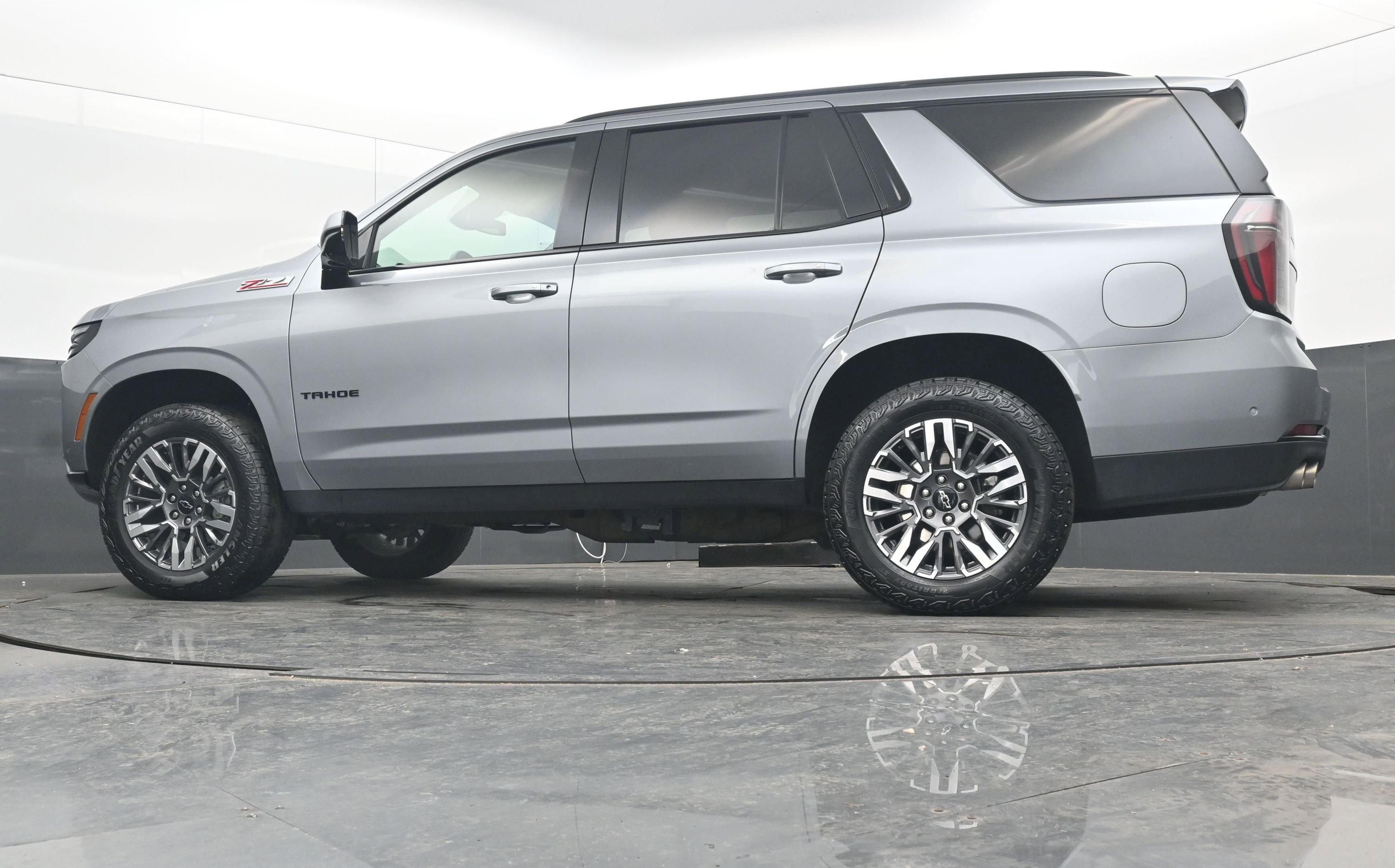 Certified 2025 Chevrolet Tahoe Z71 image 28