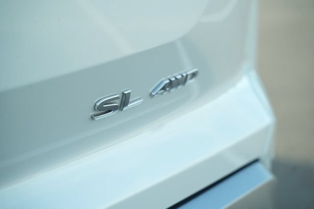 Used 2025 Nissan Pathfinder SL AWD/4WD image 44