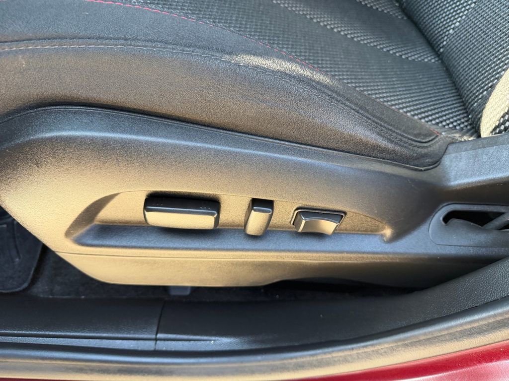 Used 2016 Chevrolet Equinox LT w/ Convenience Package image 13