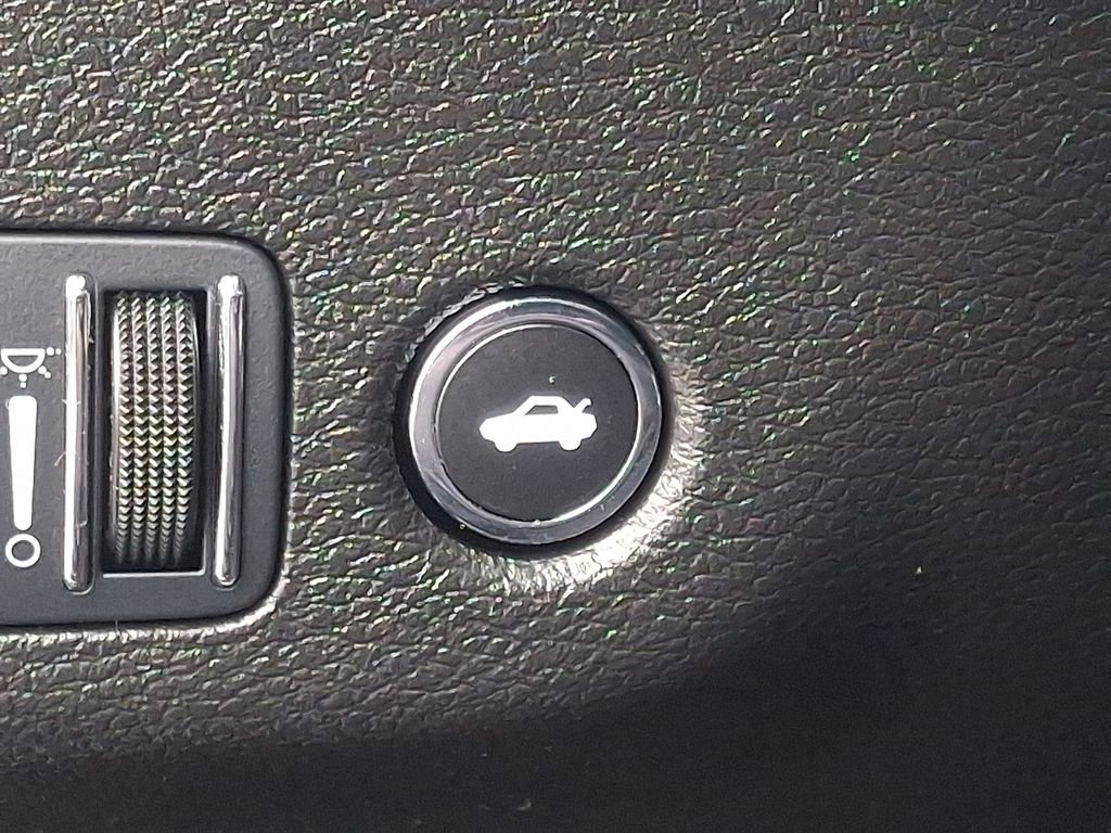 Used 2023 Dodge Charger SXT RWD image 25