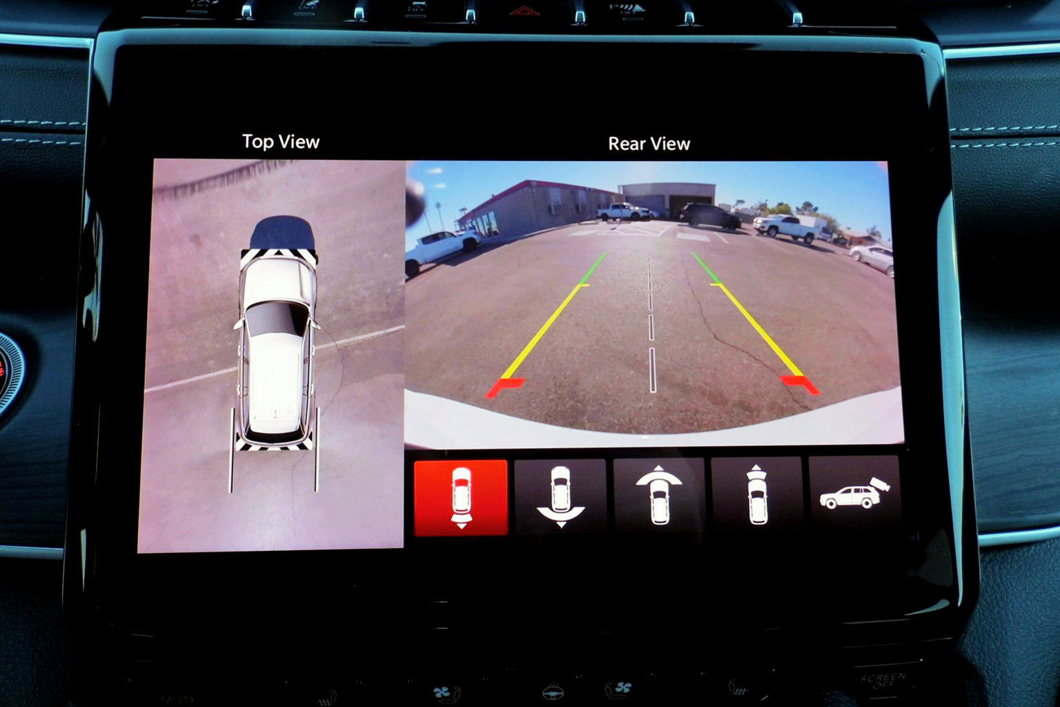 Used 2024 Jeep Grand Cherokee L Limited w/ Luxury Tech Group II image 16