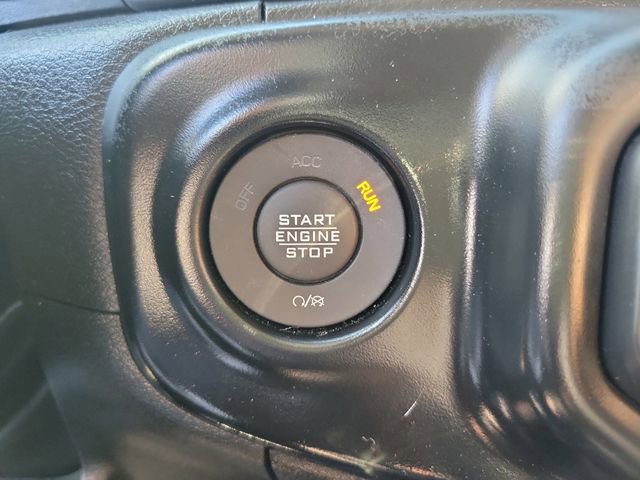 Used 2022 Jeep Gladiator Mojave w/ LED Lighting Group AWD/4WD image 16