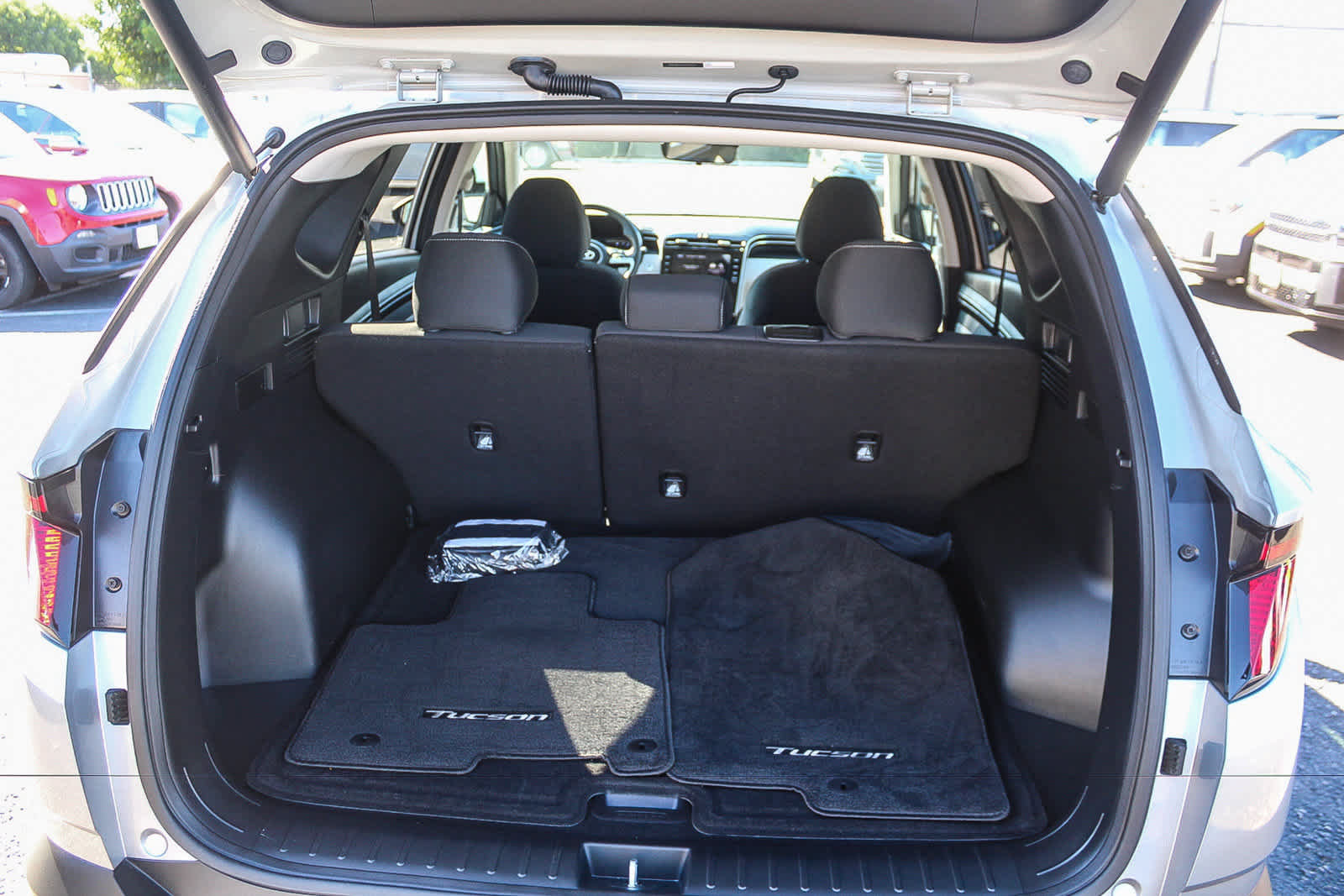 Certified 2024 Hyundai Tucson SEL FWD image 35