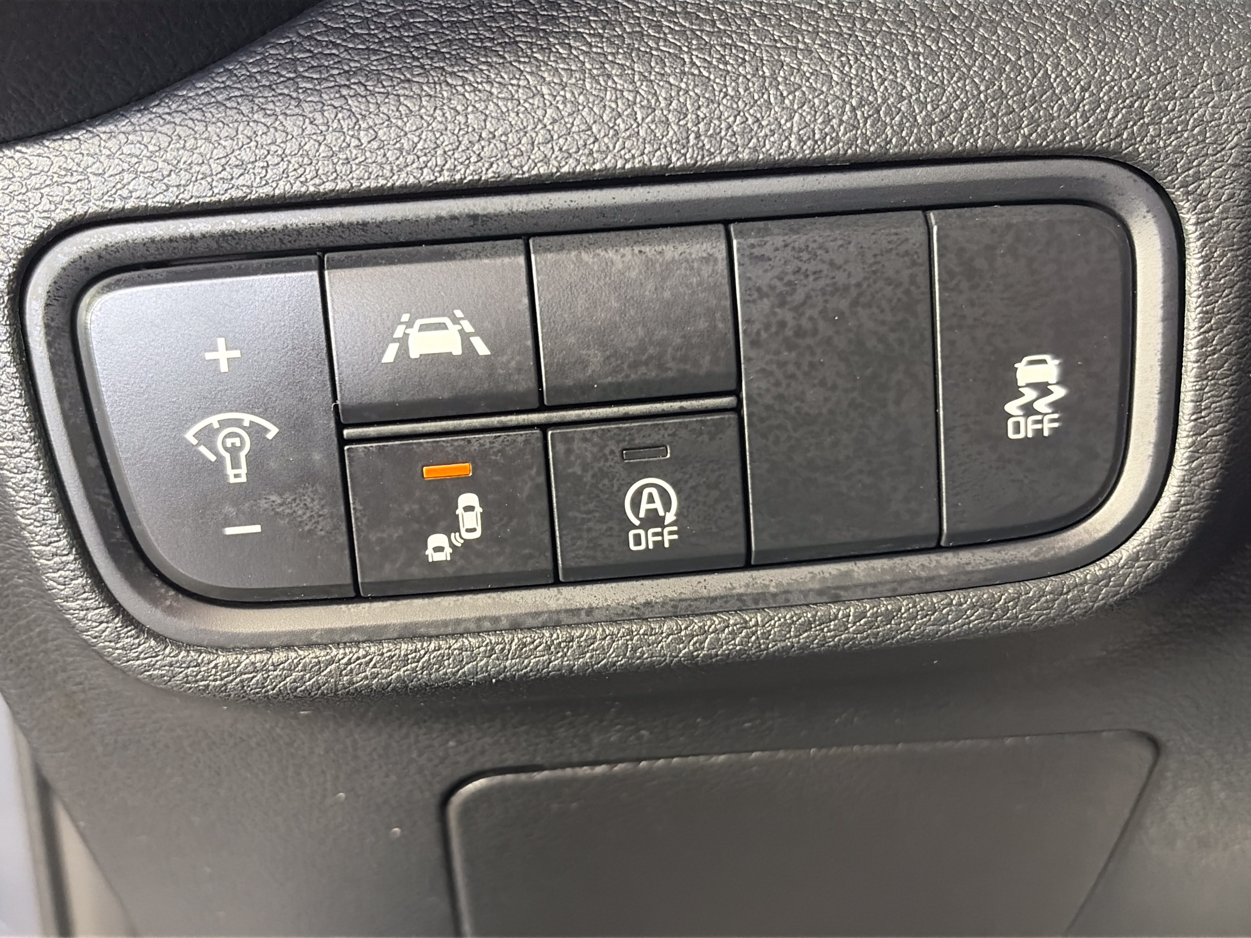 Certified 2022 Kia Soul LX w/ Technology Package FWD image 30