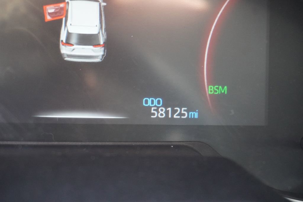 Certified 2023 Toyota RAV4 XLE FWD image 10