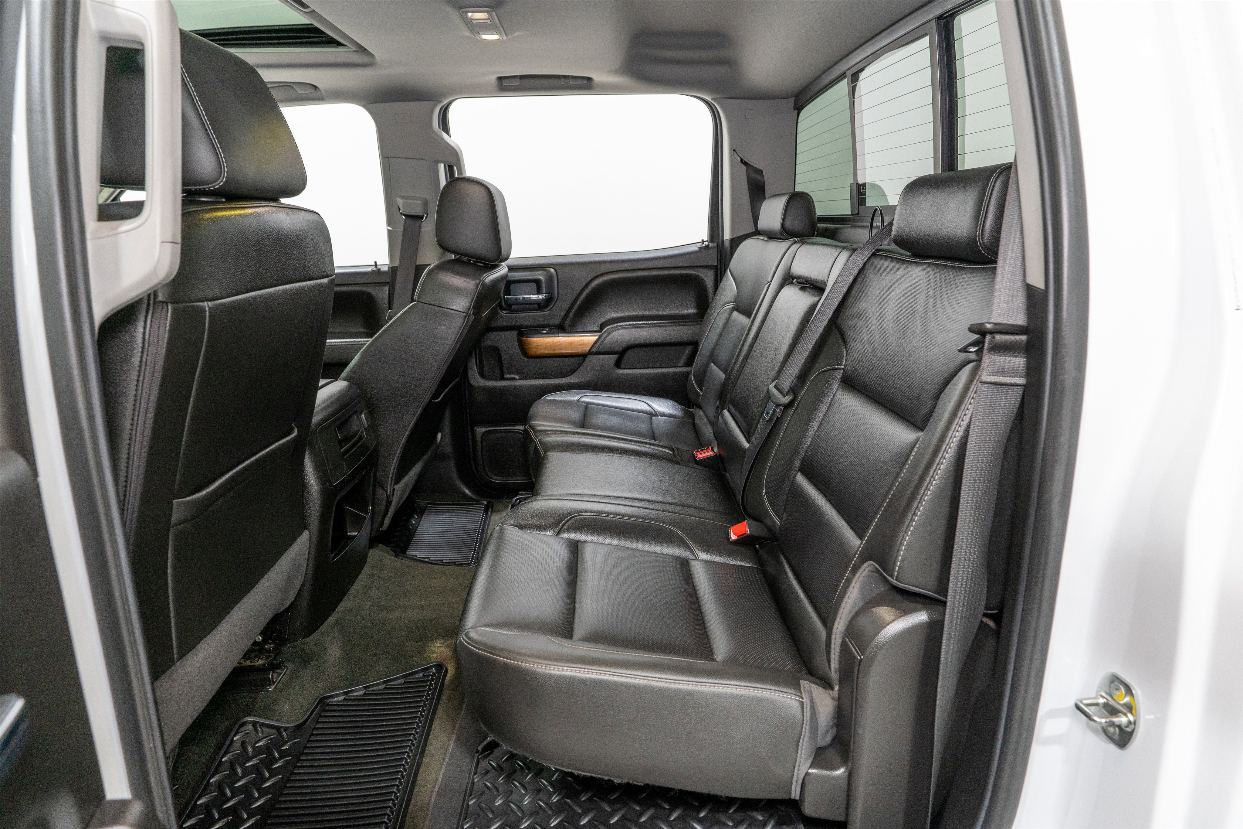 Used 2018 Chevrolet Silverado 2500 LTZ w/ Duramax Plus Package image 34