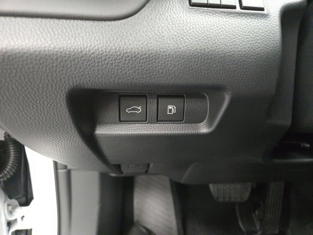 New 2026 Toyota Crown Platinum image 30