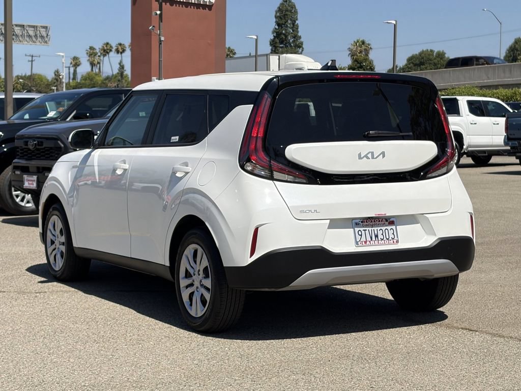 Used 2025 Kia Soul LX FWD image 42