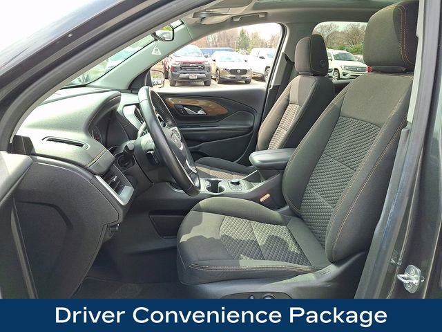 Used 2021 GMC Terrain SLE w/ Driver Convenience Package image 2