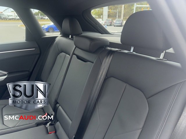 New 2025 Audi Q3 2.0T Premium image 26